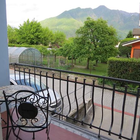 Casa Michela Parking Free Domodossola Exterior foto