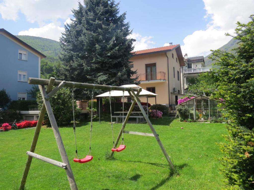 Casa Michela Parking Free Domodossola Exterior foto