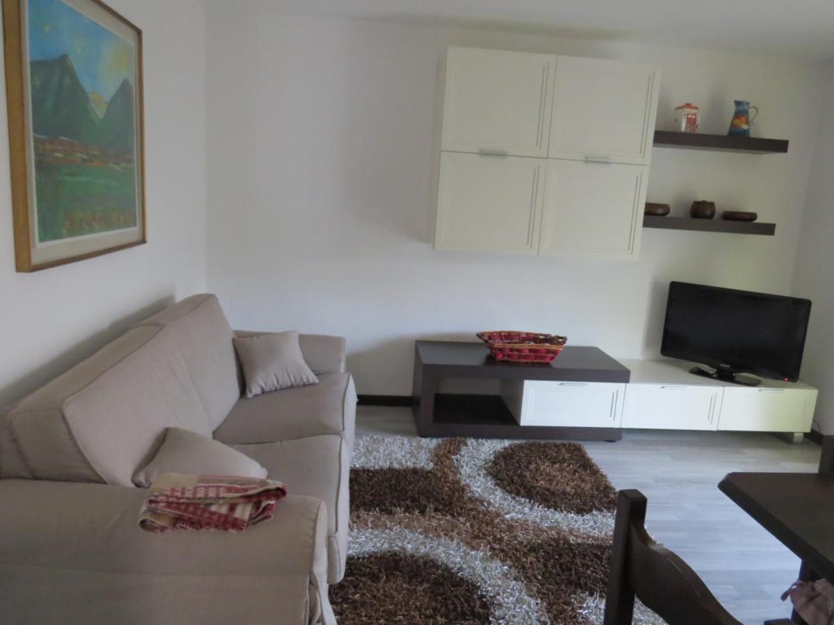 Casa Michela Parking Free Domodossola Exterior foto