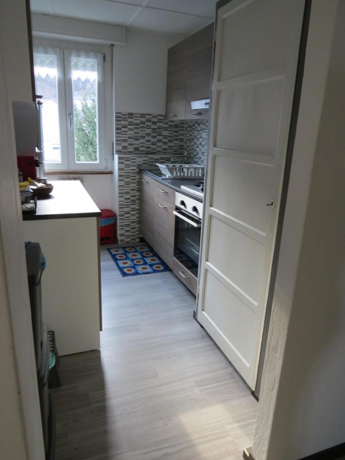 Casa Michela Parking Free Domodossola Exterior foto