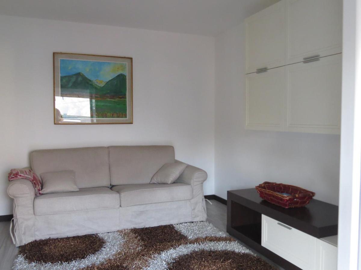 Casa Michela Parking Free Domodossola Exterior foto