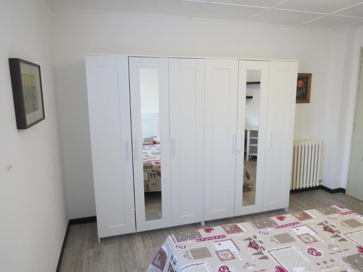 Casa Michela Parking Free Domodossola Exterior foto