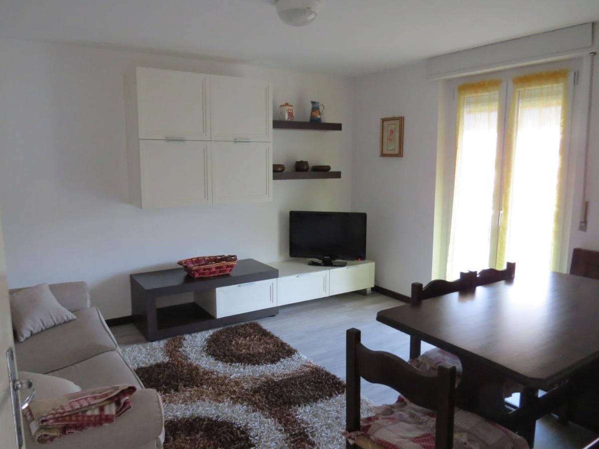 Casa Michela Parking Free Domodossola Exterior foto