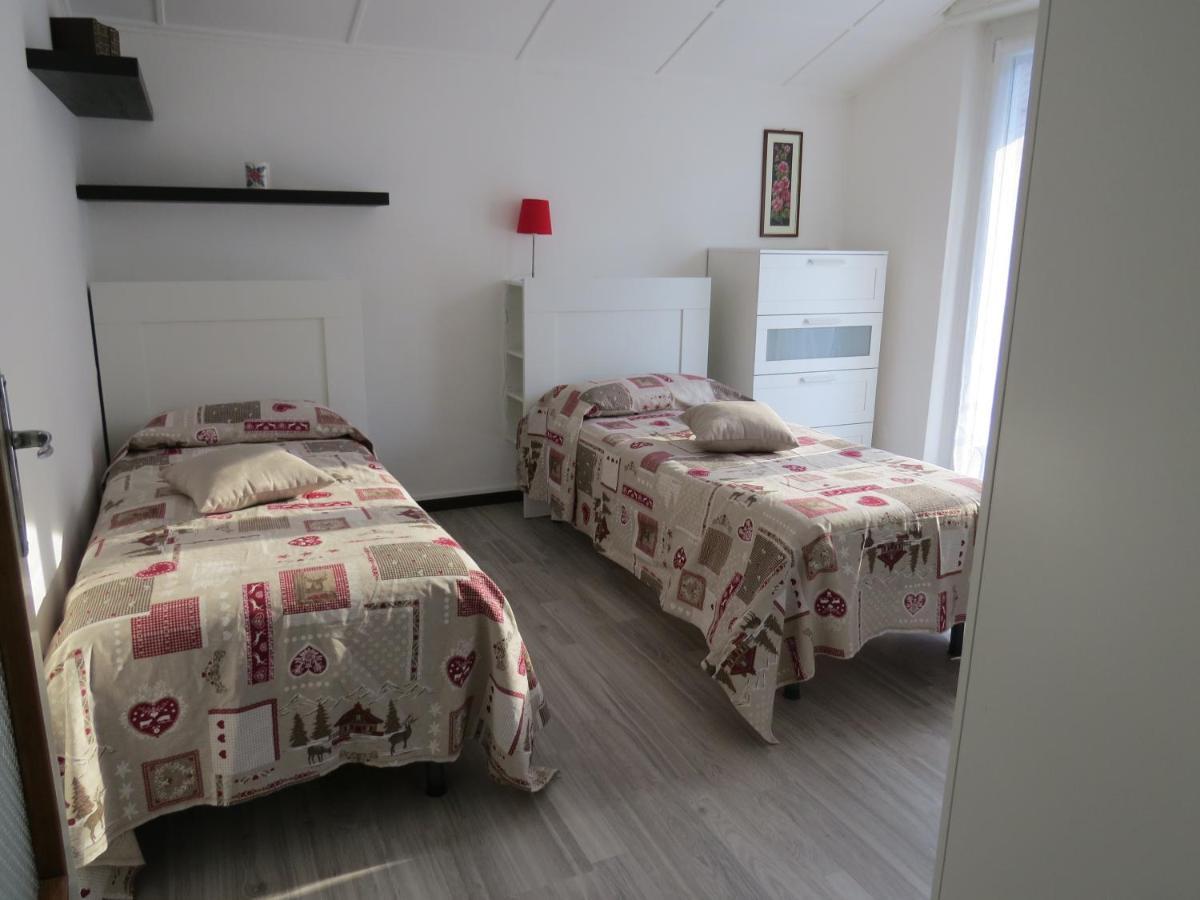 Casa Michela Parking Free Domodossola Exterior foto