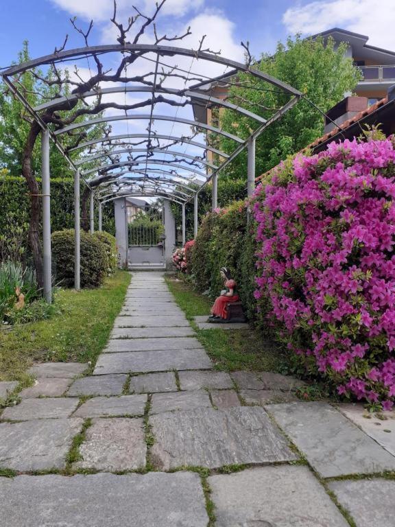 Casa Michela Parking Free Domodossola Exterior foto